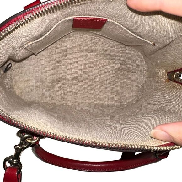 Gucci Microguccissima Dom shoulder bag - Picture 12 of 16